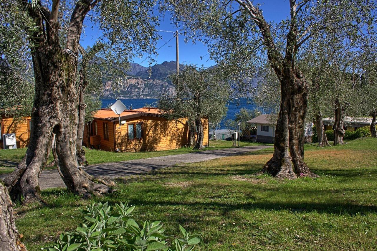 Monja Camping Village Brenzone sul Garda Eksteriør bilde