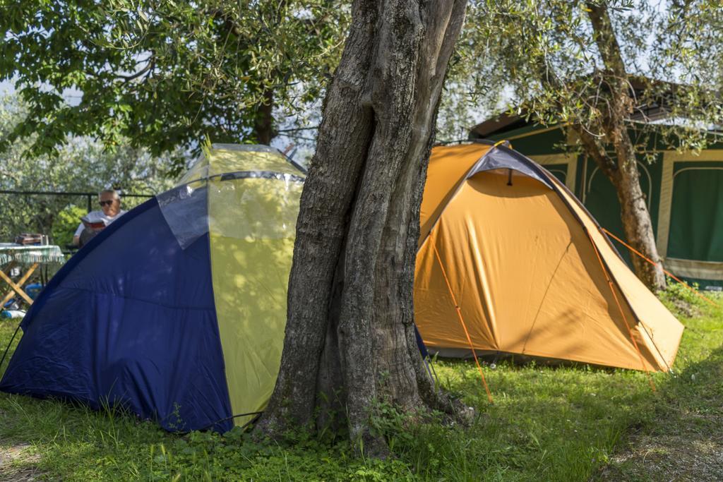 Camping Monja Hotell Brenzone sul Garda Eksteriør bilde